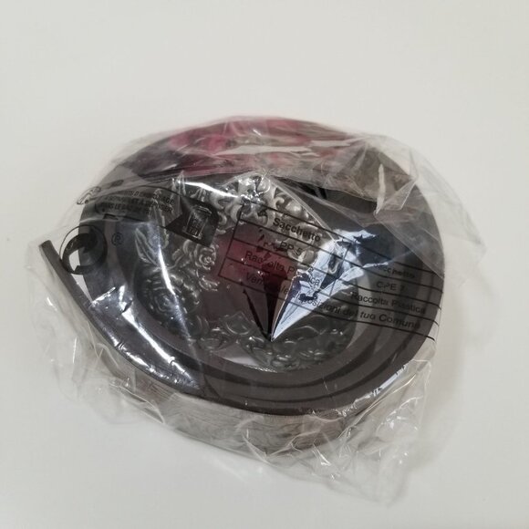 NEW SHEIN‎ Flower Detail Heart Decor Belt With Hole Punch - Picture 6 of 7